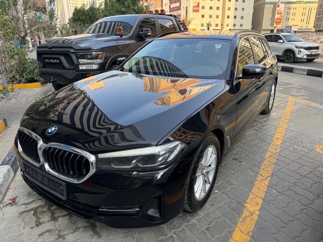 بي أم دبليو 520i BUSINESS