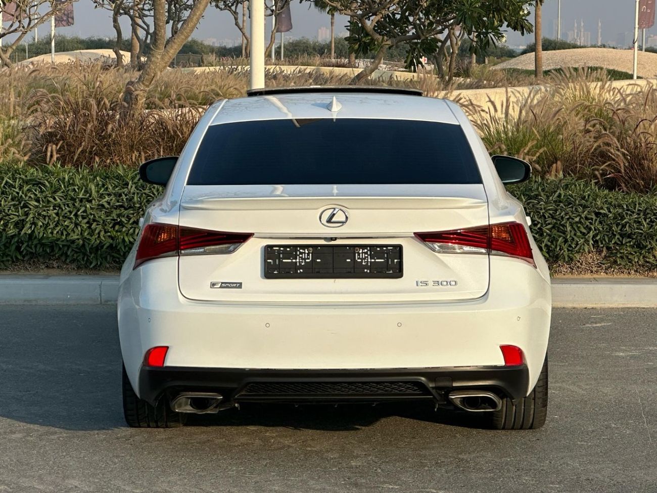 لكزس IS 200