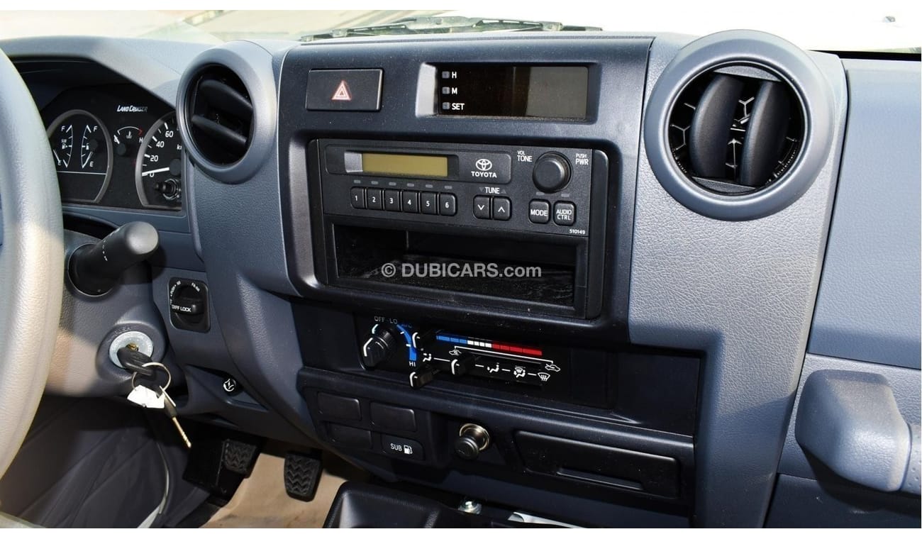 Toyota Land Cruiser Pick Up SC 4.2L Diesel V6 Single Cabin