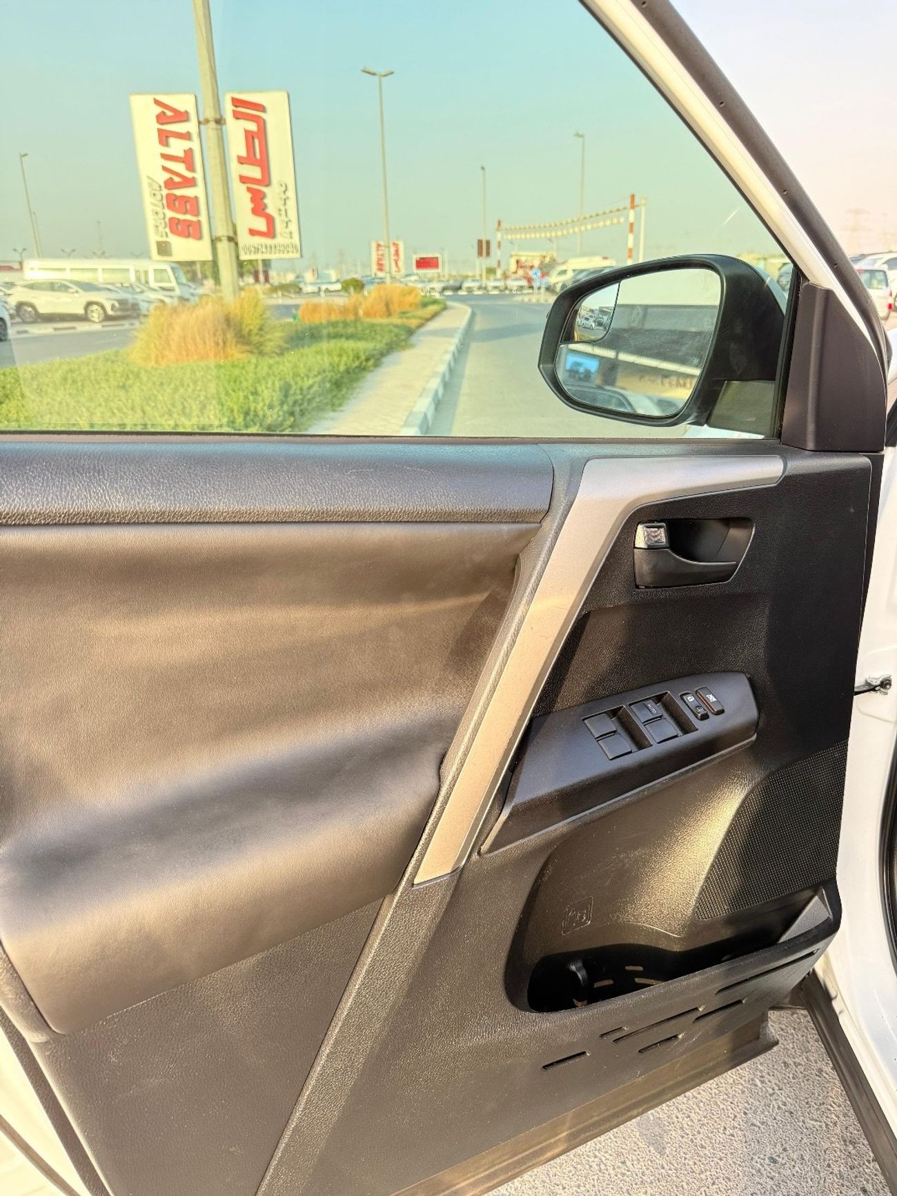 Toyota RAV4 TOYOTA RAV4 2017