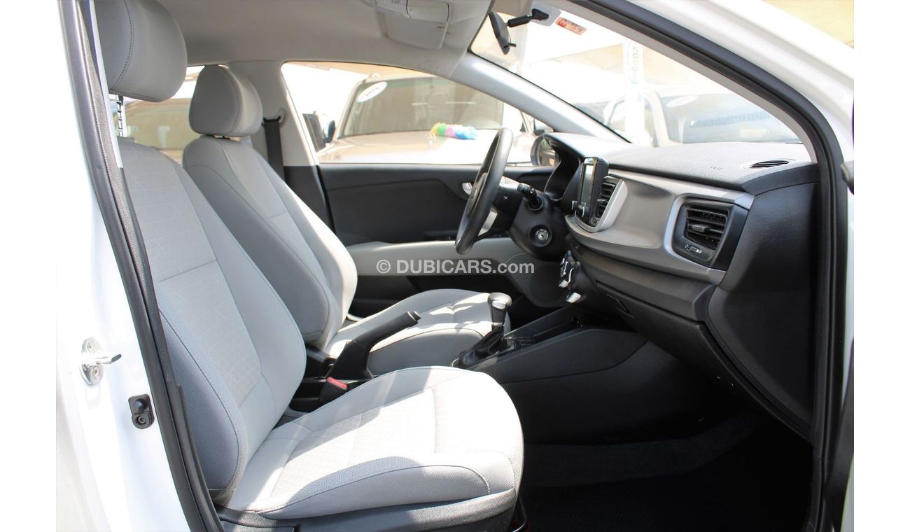 كيا ريو EX مكينة 1400 سي سي - السيارة خليجي - بحالة ممتازة من الداخل والخارج - صبغة وكالة - خالية من الحوادث