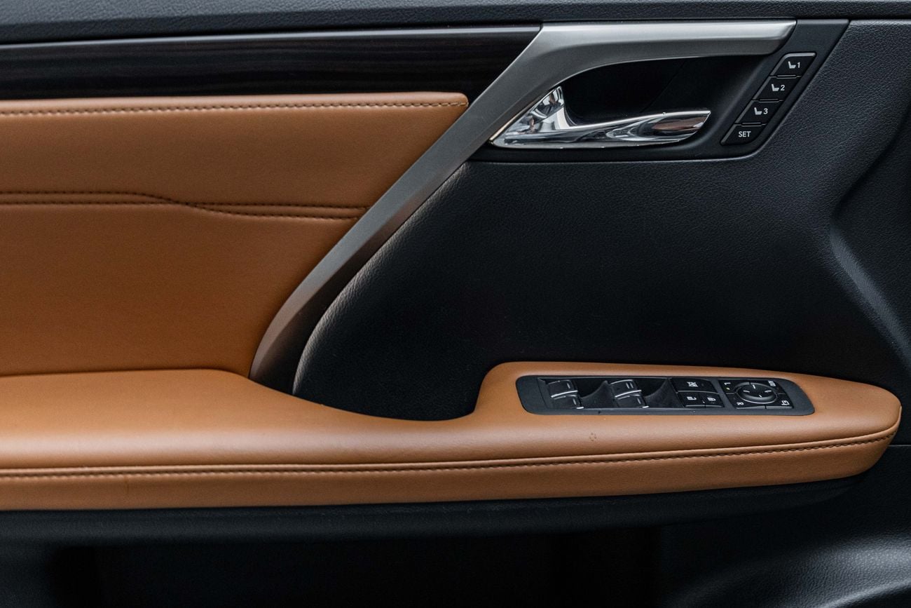 لكزس RX 350 RX350 | 3,134 P.M | 0% Downpayment | Under Warranty | Pristine!