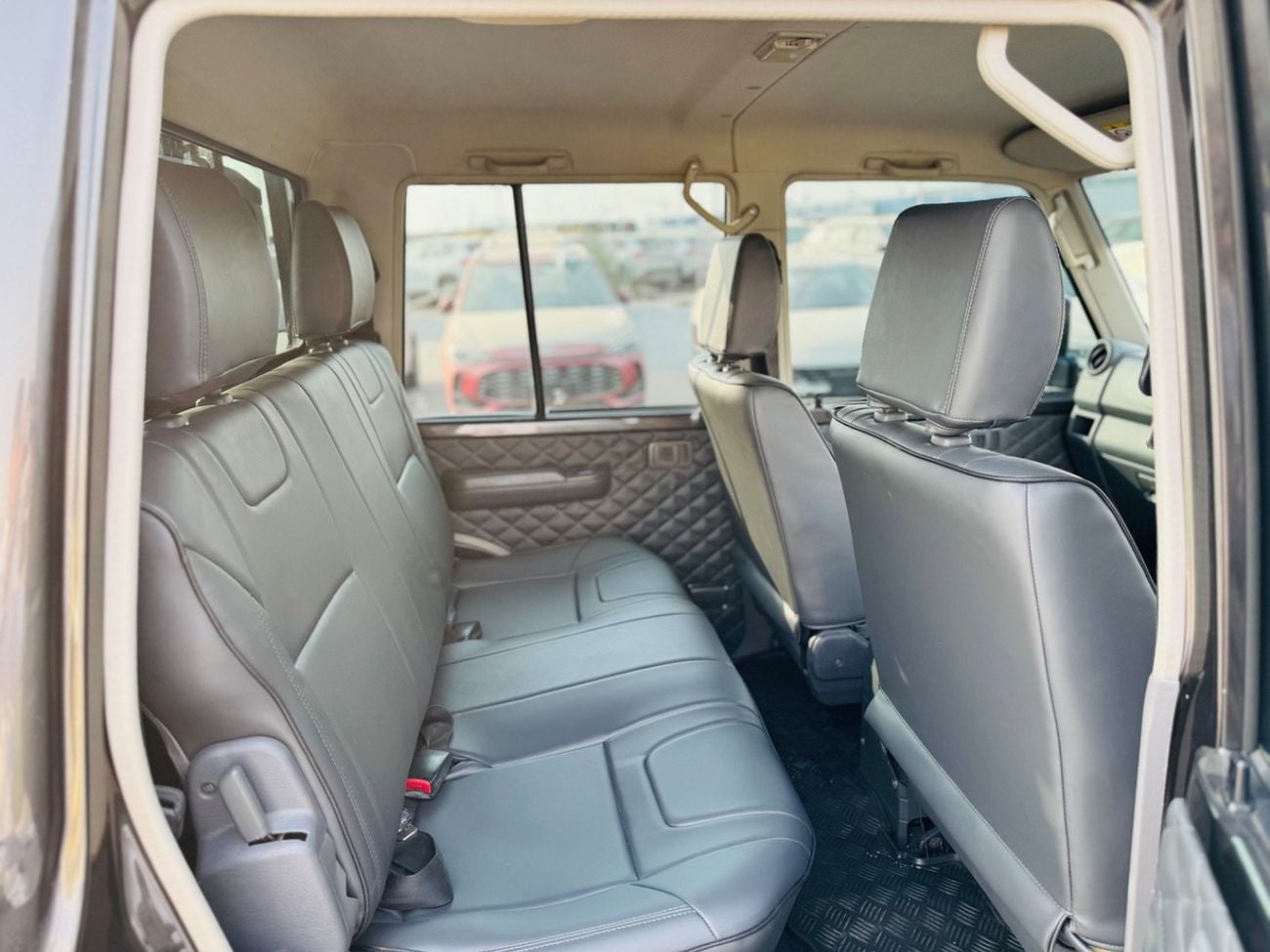 Toyota Land Cruiser Pick Up