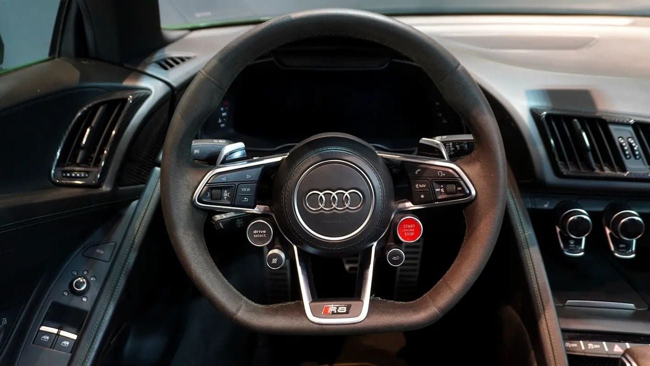 أودي R8 Spyder - European Specs - Excellent Condition