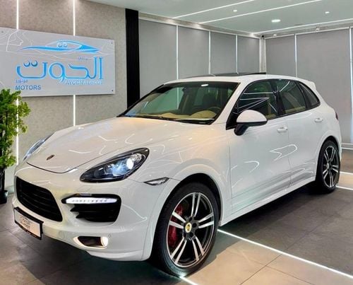Porsche Cayenne GTS 4.8L AMAZING PORSCHE CAYENNE GTS V8 || GCC || FULLY LOADED || ACCIDENT FREE || PERFECT CONDITION