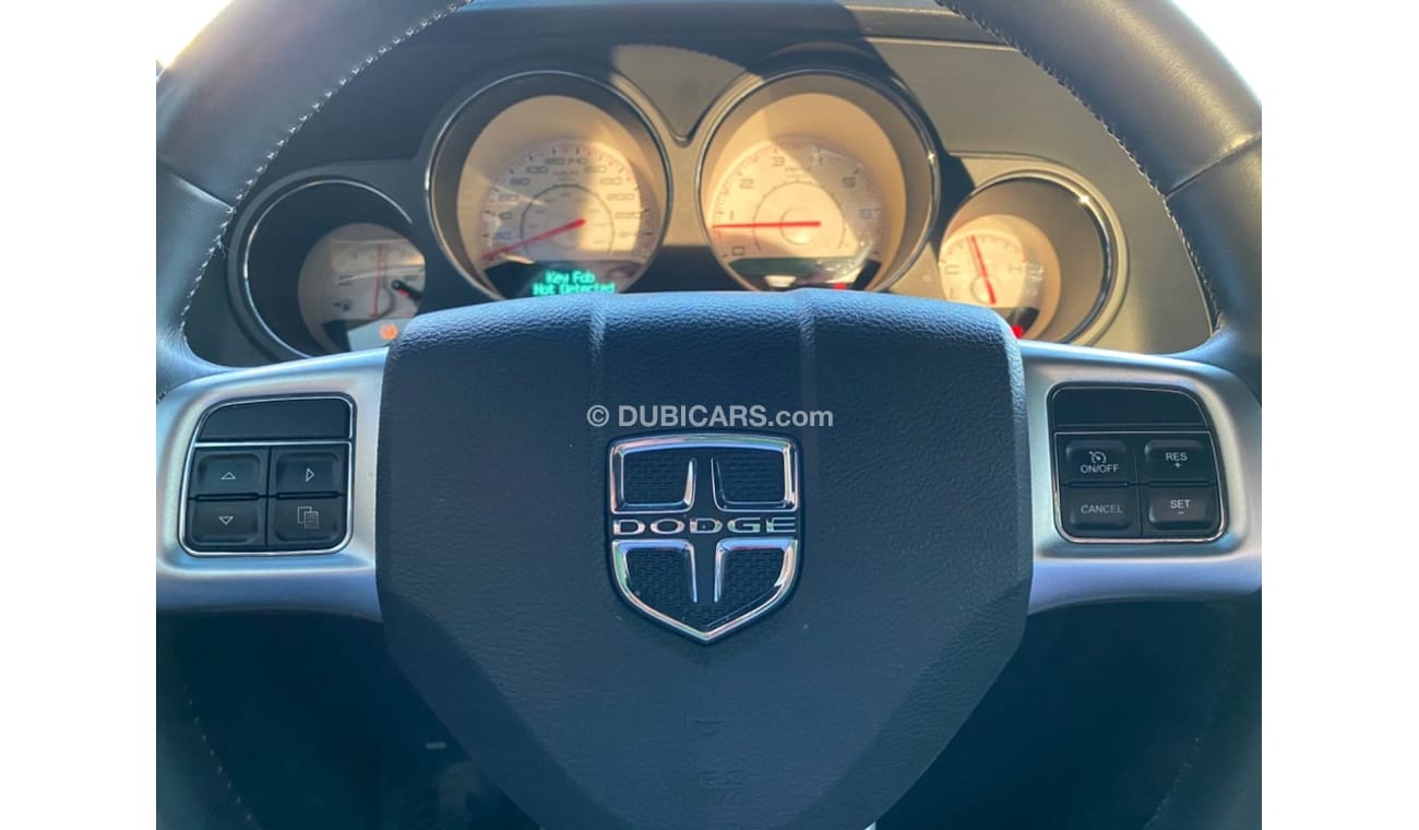 Dodge Challenger Dodge Challenger 2013 GCC V6 engine, in excellent condition