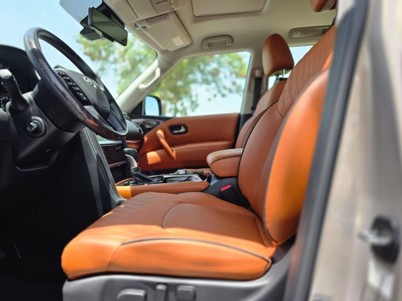 نيسان باترول LE Platinum 5.6L FULL OPTION 2022 GCC LOW MILEAGE WITH AGENCY WARRANTY & SERVICE CONTRACT IN MINT CO