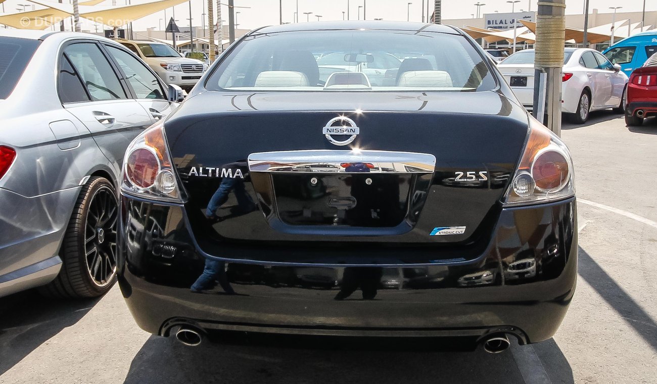 Nissan Altima 2.5S