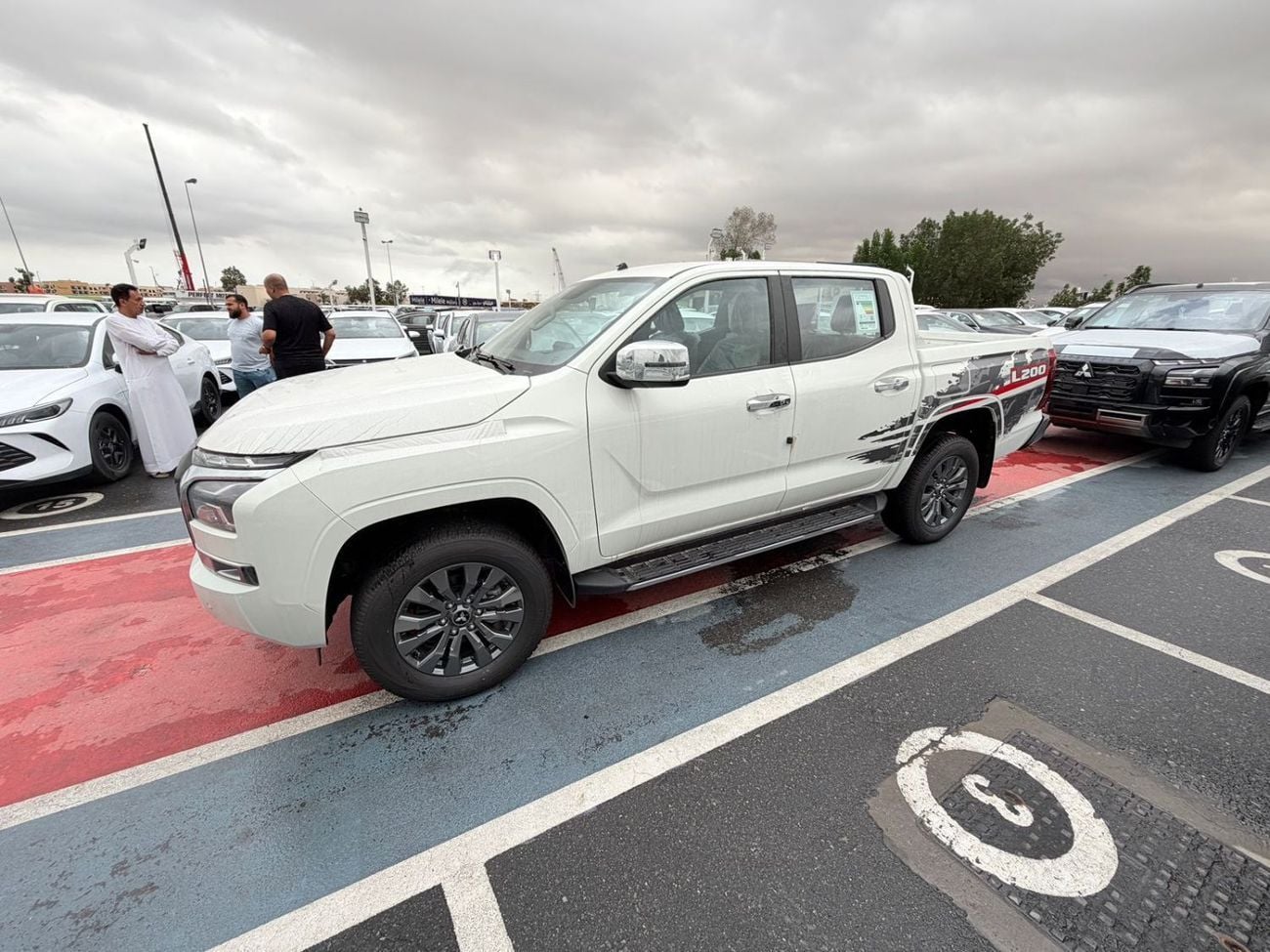 ميتسوبيشي L200 GL SPORTARO AUTAMTIC DESEIL