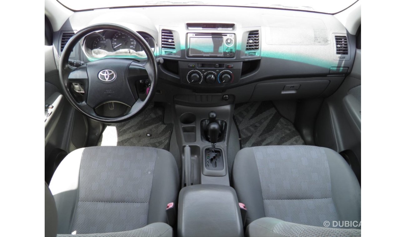 Toyota Hilux 2015 4X4 Automatic Ref#423