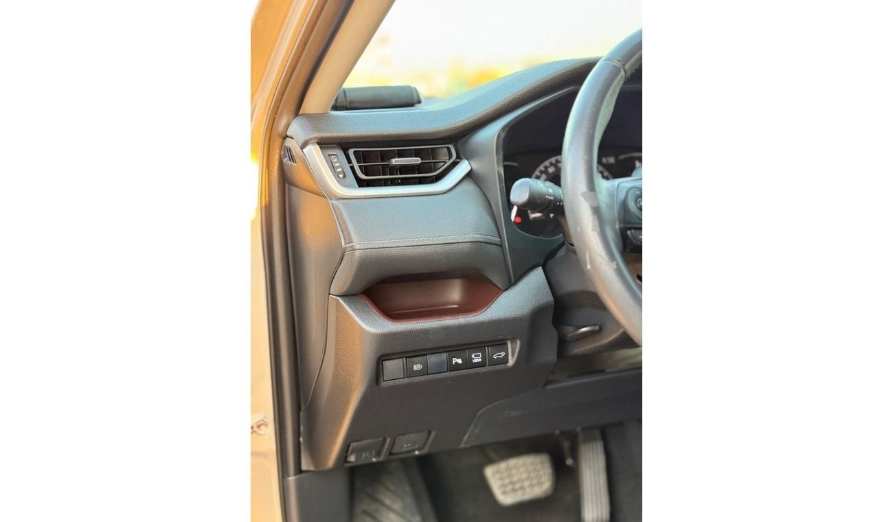 تويوتا راف ٤ TOYOTA RAV4 Full Option Premium