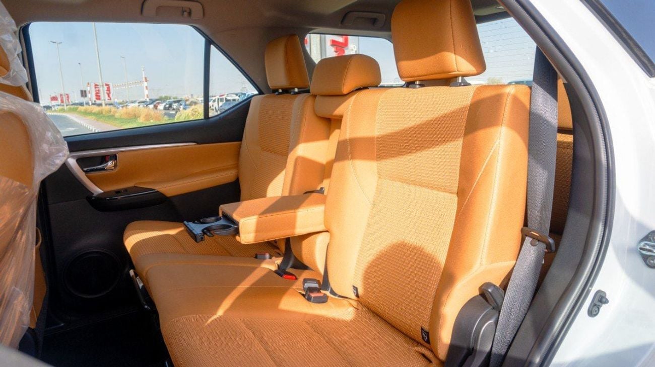 تويوتا فورتونر VX2 4X4 Diesel 2.8L