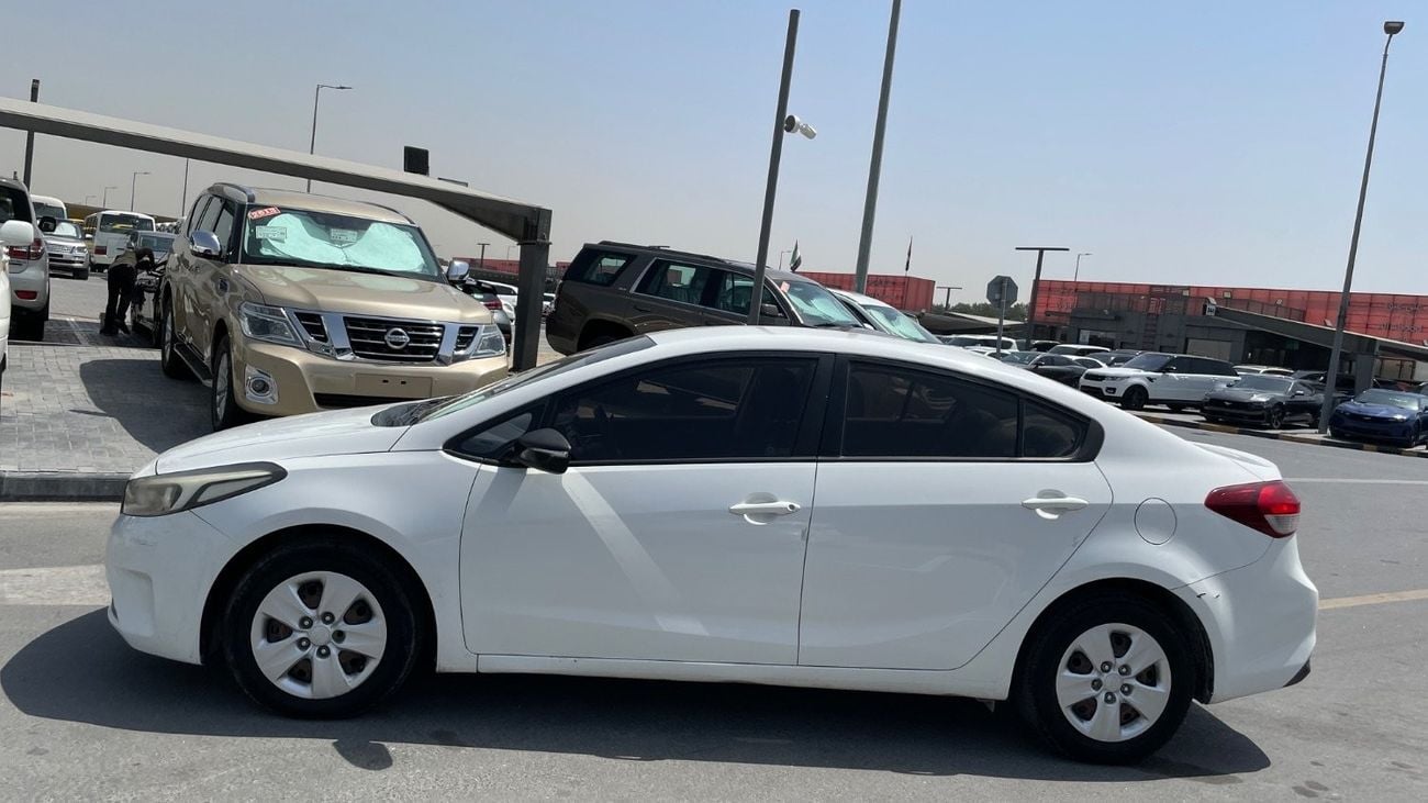كيا سيراتو LX 1.6L Sedan GCC