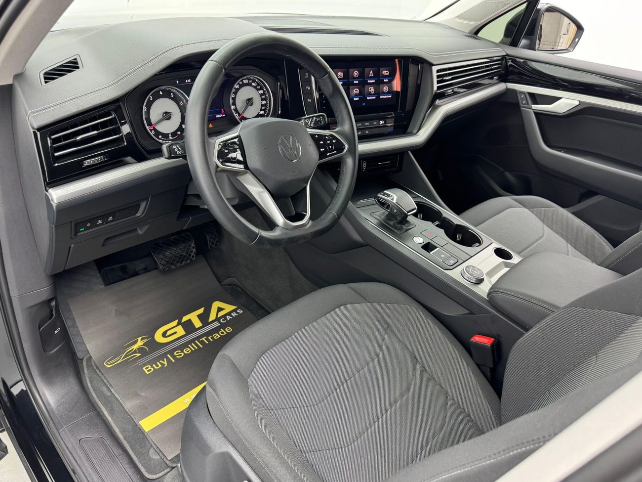 Volkswagen Touareg 3.0T TL (340 HP) 2021 Volkswagen Touareg, 1 Year Warranty, 2027 Agency Service Contract, Agency FSH,