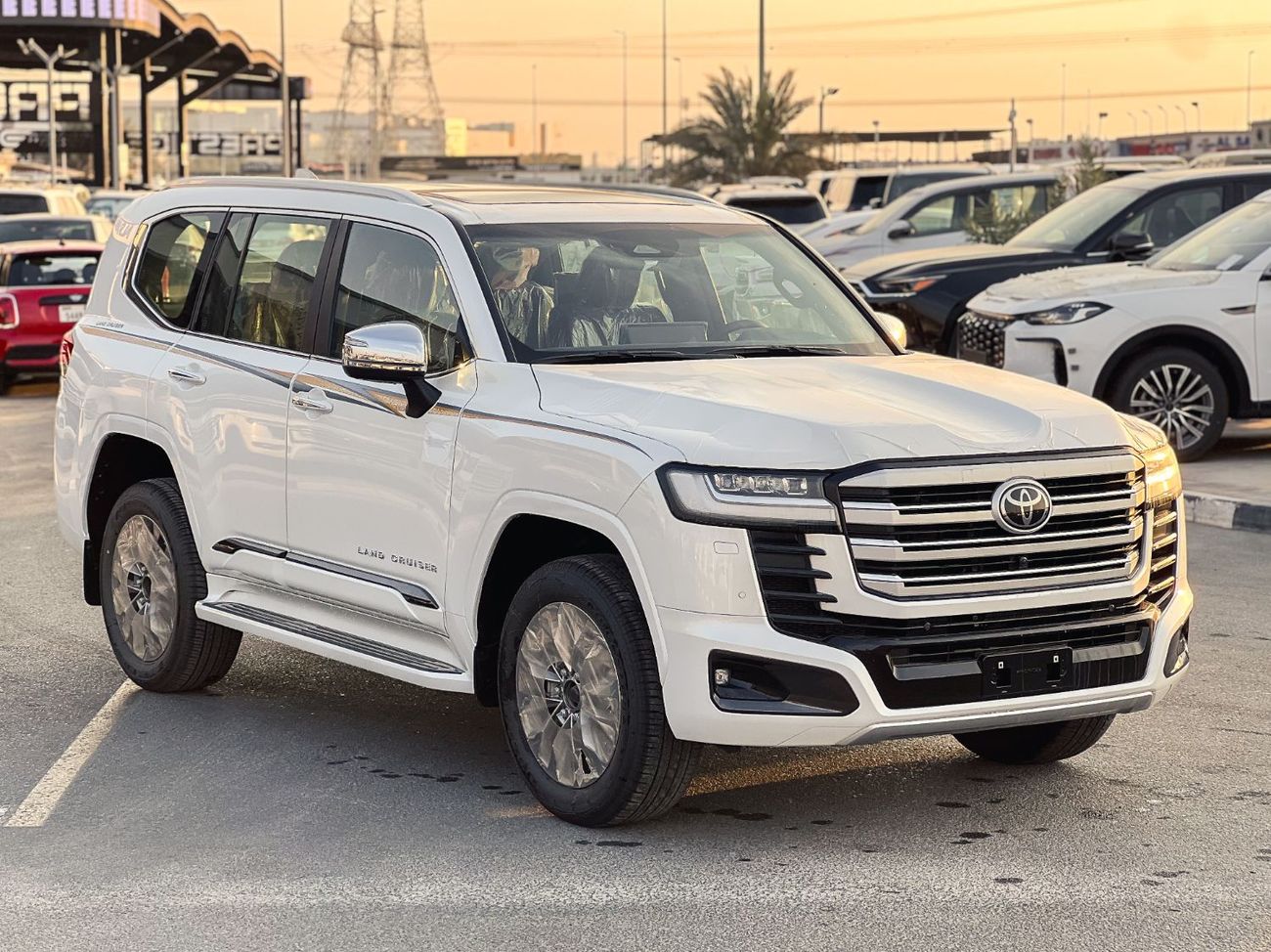 Toyota Land Cruiser 3.5T VXR Hybrid EXPORT PRICE - 2025 LC300 3.5L VXR Hybrid (Highest Spec - Oman)