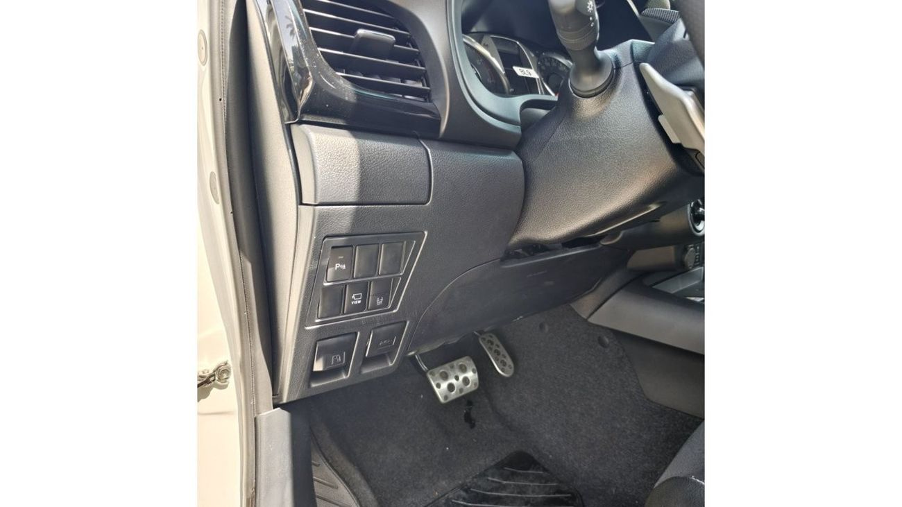 تويوتا هيلوكس تويوتا هايلكس 2024 ديزل 2.8 لتر جي آر سبورت