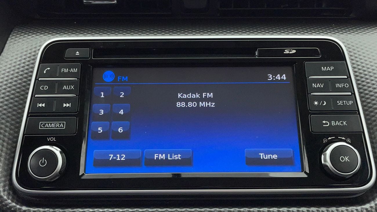 Nissan Kicks SV NAVIGATION 1.6 | Zero Down Payment | Home Test Drive