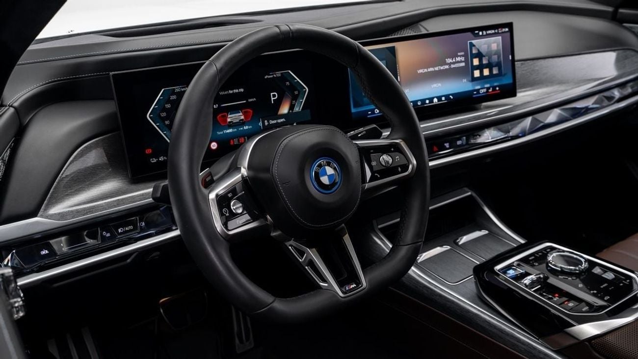 بي أم دبليو i7 XDrive 60 - 2023 - GCC Specs