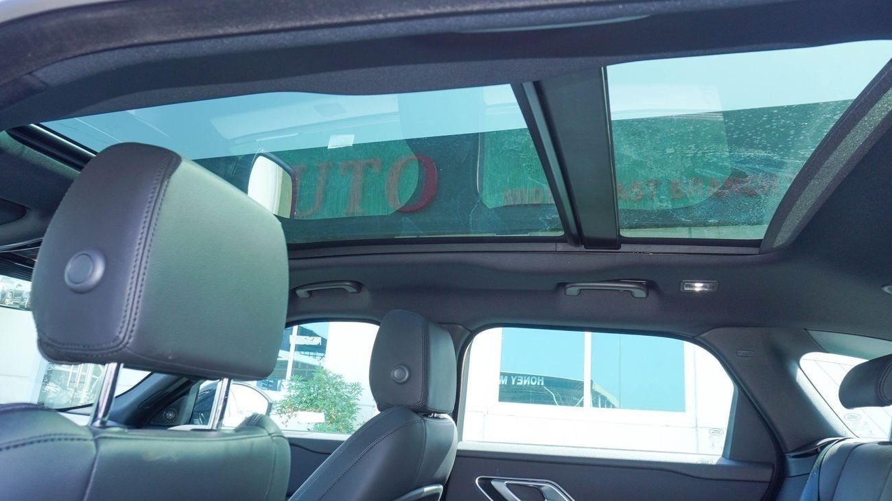 Land Rover Range Rover Velar DYNAMIC SE P250 2.0L (For Local registration plus 10%)