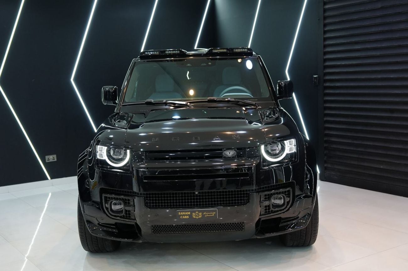 Land Rover Defender 90 SE P400 URBAN Kit, Panoramic Roof, Al Tayer Warranty + Service!!