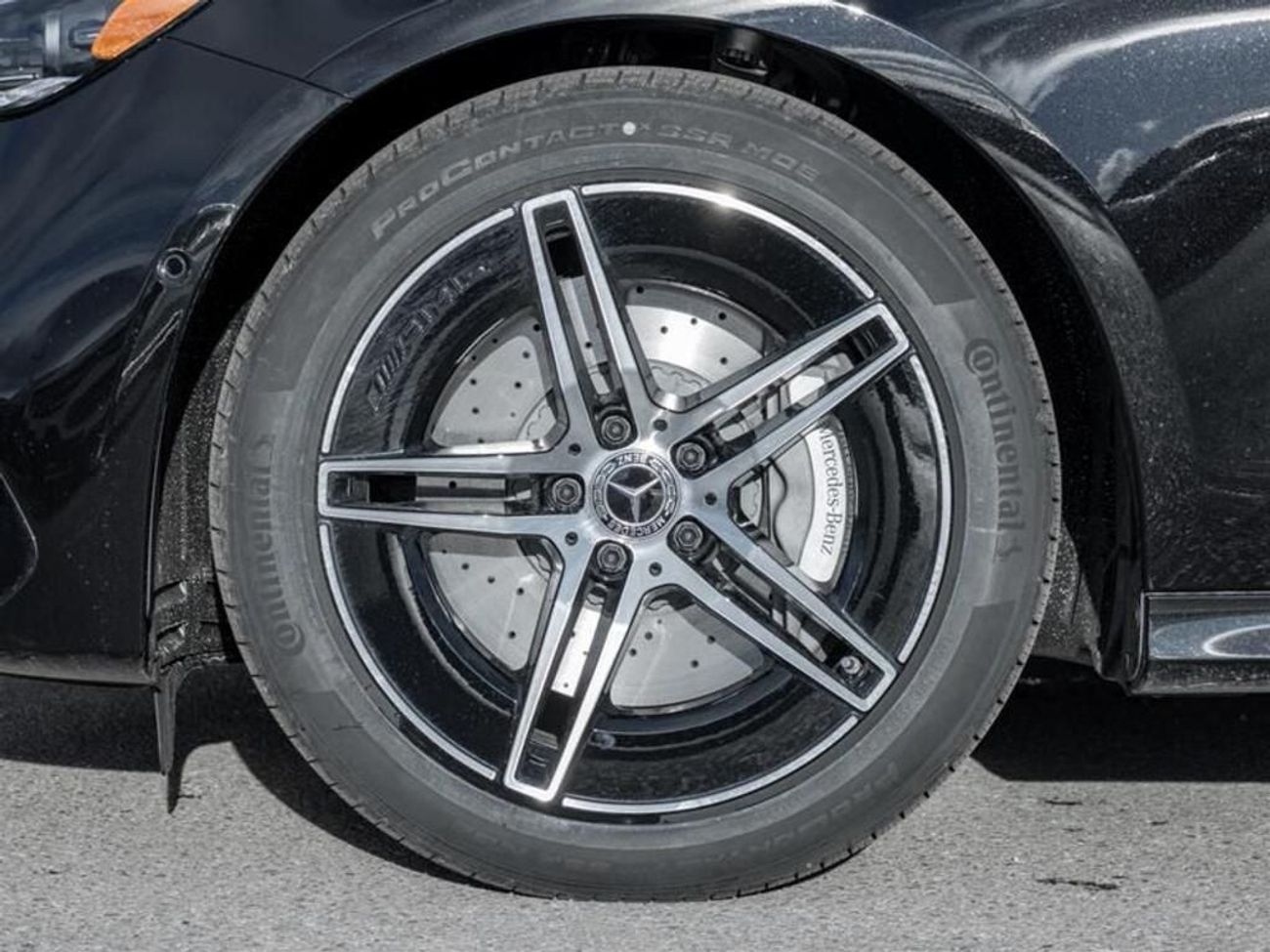 Mercedes-Benz E 450 4MATIC Sedan Brand New *Export price*