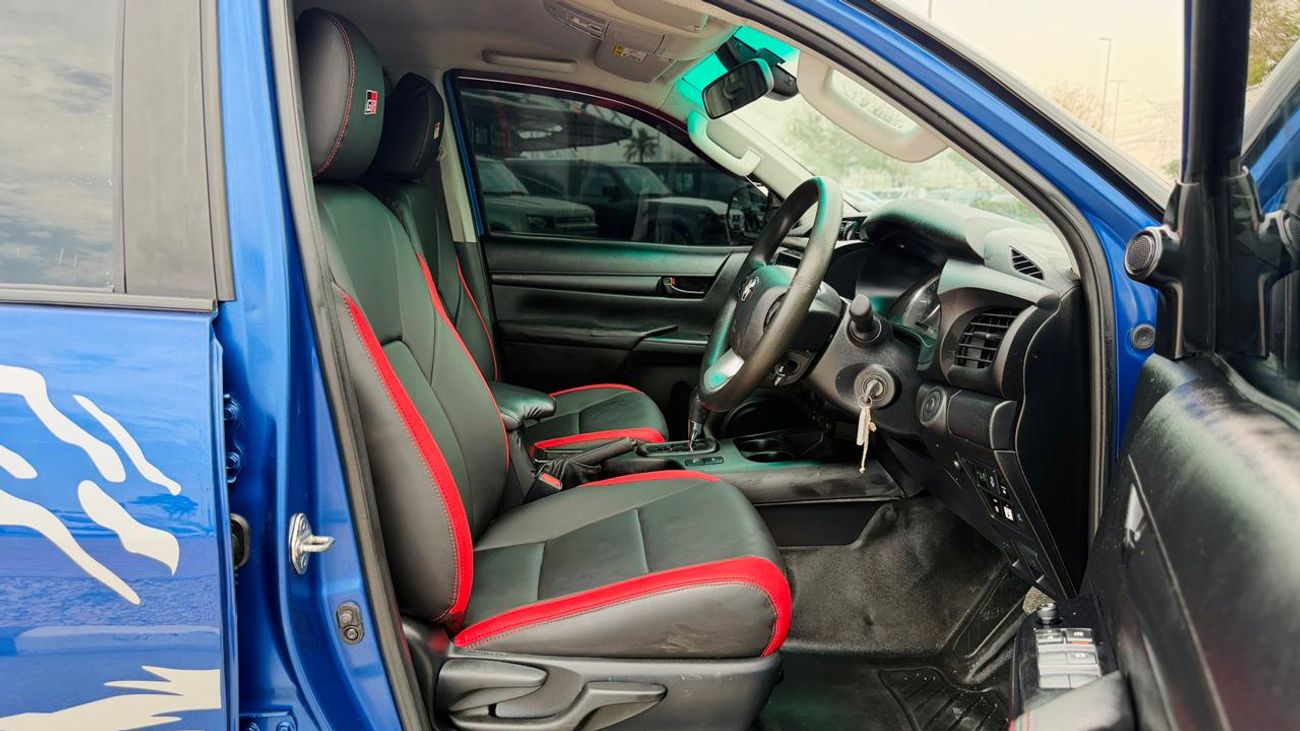 تويوتا هيلوكس -