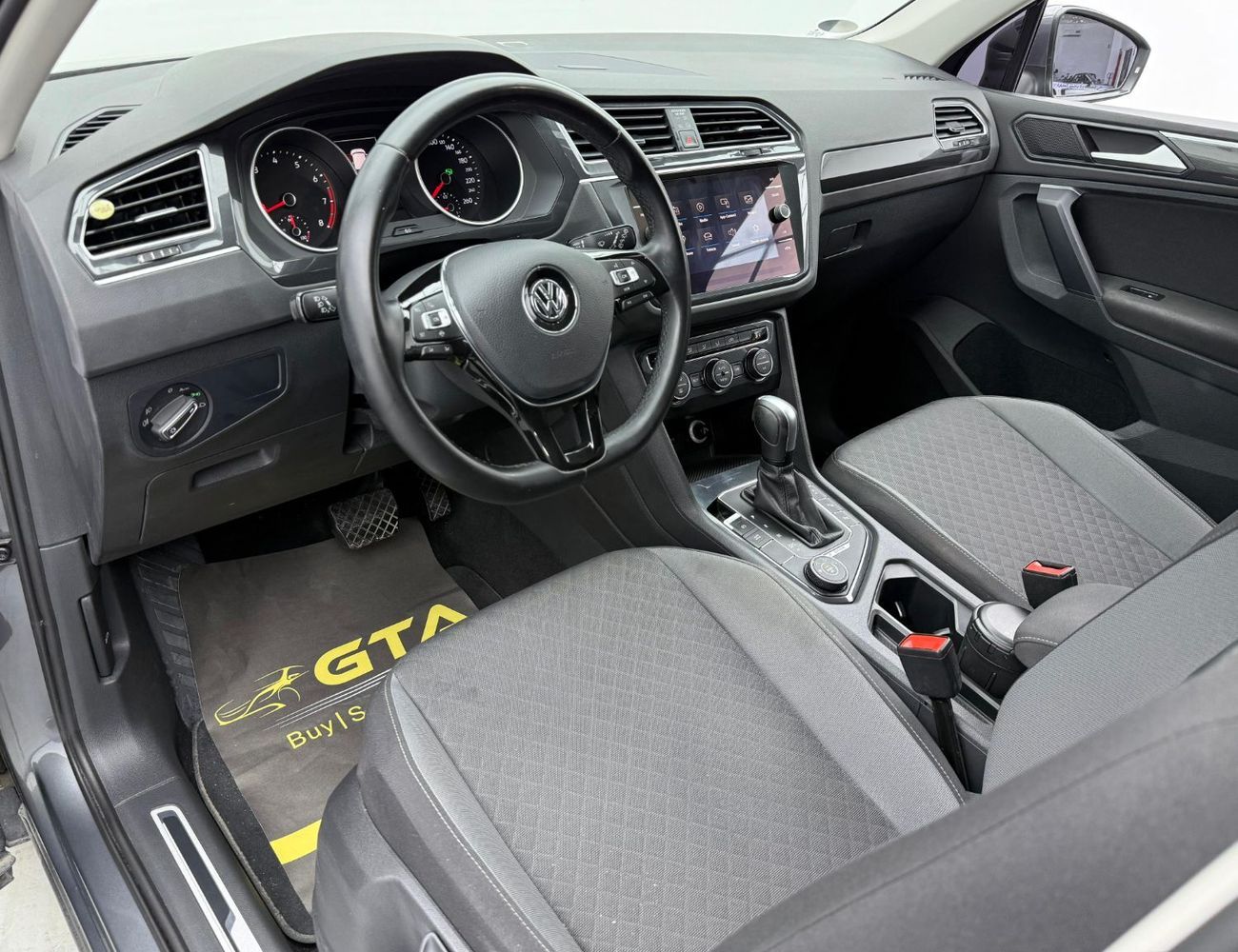 Volkswagen Tiguan 2020 Volkswagen Tiguan, 1 Year Unlimited KM Warranty, Full Service History, GCC