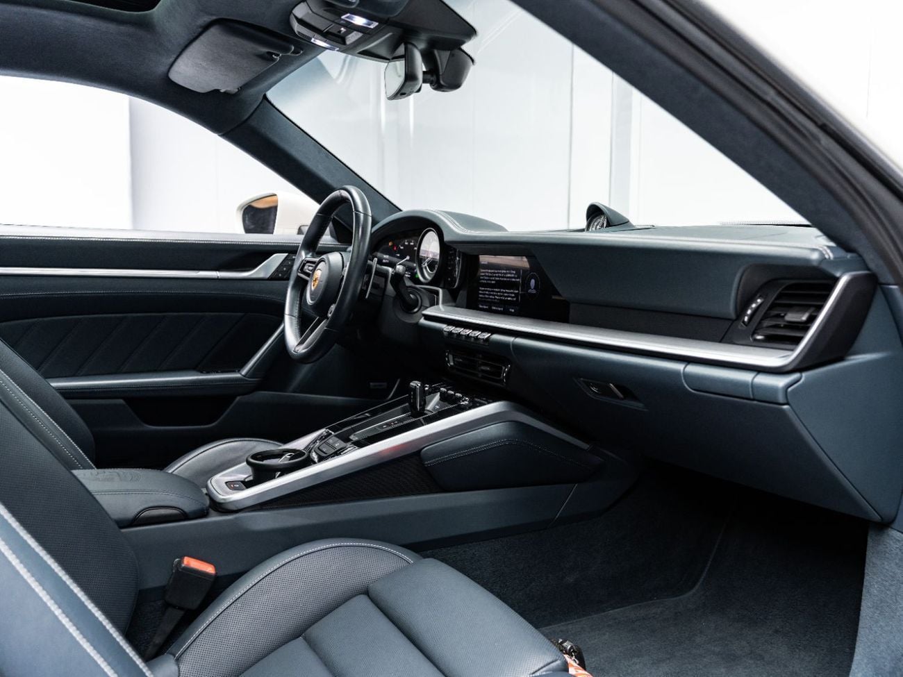 بورش 911 2022 Porsche Turbo S, 3.8L F6, 4WD, 640 bhp, 8 Speed Automatic (PDK)