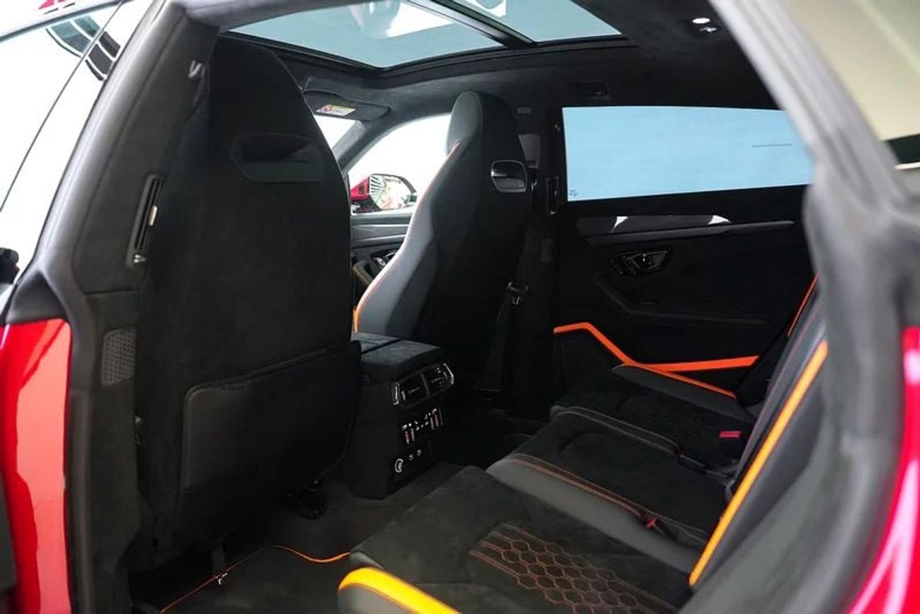 لامبورغيني اوروس PERFORMANTE 4.0T V8