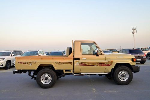 Toyota Land Cruiser Pick Up 79 Single Cab Dx