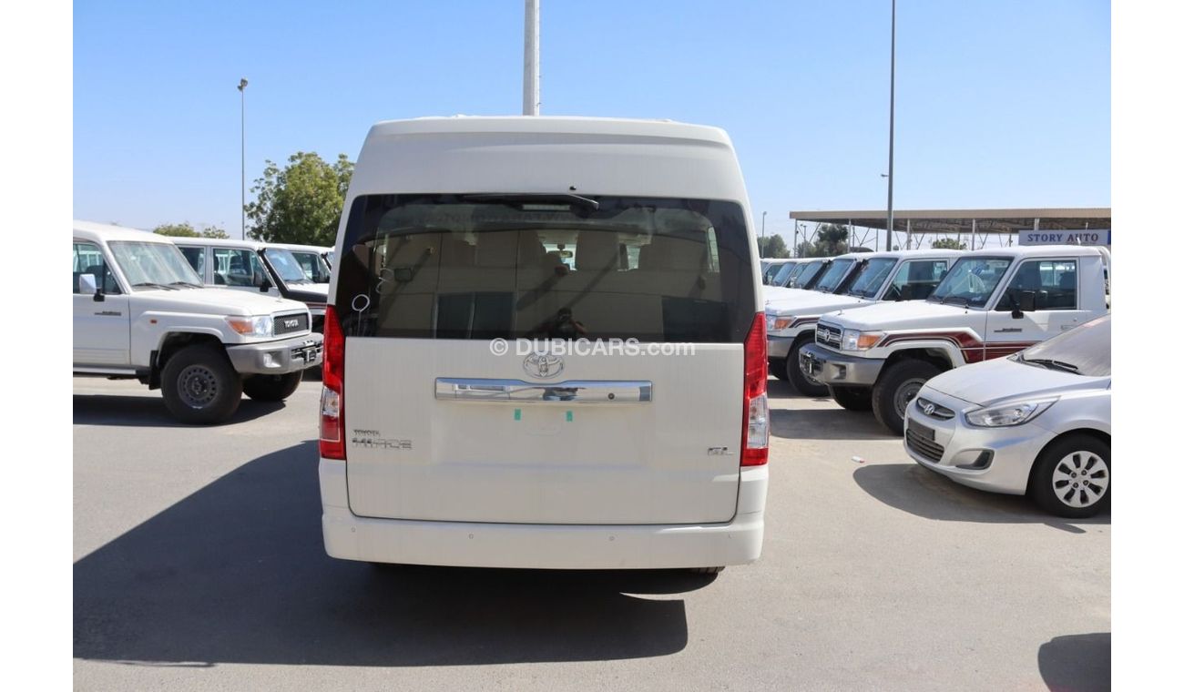 Toyota Hiace GL -High Roof Commuter TOYOTA HIACE COMMUTER 2.8L DIESEL HIGH ROOF MANUAL TRANSMISSION