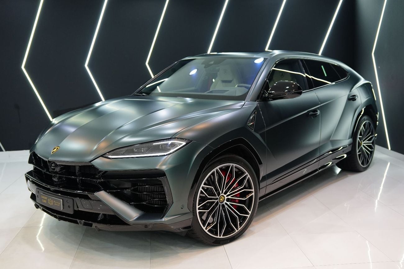 Lamborghini Urus SE, Panoramic Roof, Bang N Olufsen Audio, 800 HP Hybrid!!