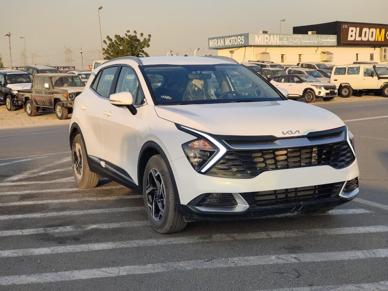 كيا سبورتيج KIA - SPORTAGE 2.0 RVC(4WD)