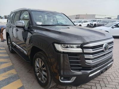 تويوتا لاند كروزر 2025 Toyota Land Cruiser LC300 VX Full-Option with Radar 4.0L V6 Naturally-Aspirated Petrol A/T 4WD