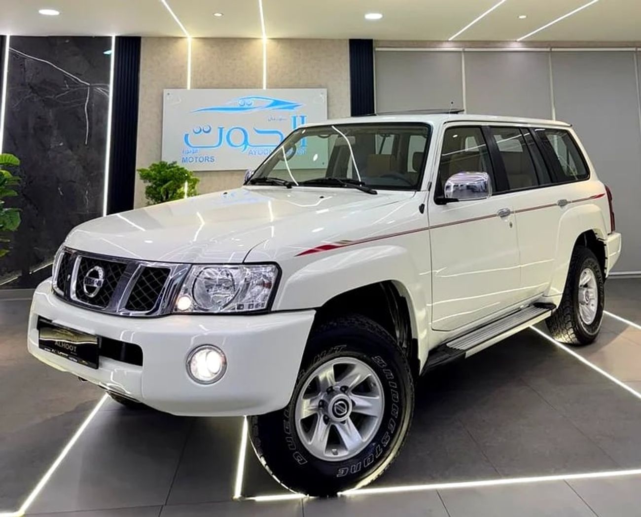Nissan Patrol Safari Super Safari 4.8L M/T PATROL SUPER SAFARI || GCC ||DEPENDABLE | GREAT FAMILIES | EXCELLENT PERFORMAN