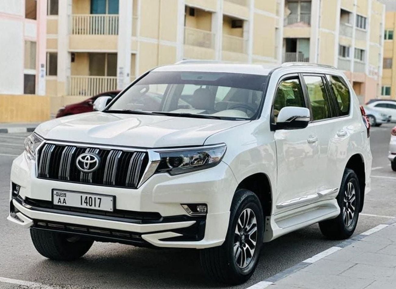 Toyota Prado TX-L 2012 LHD Petrol Engine Top Of The Range Very Clean Title and Perfect