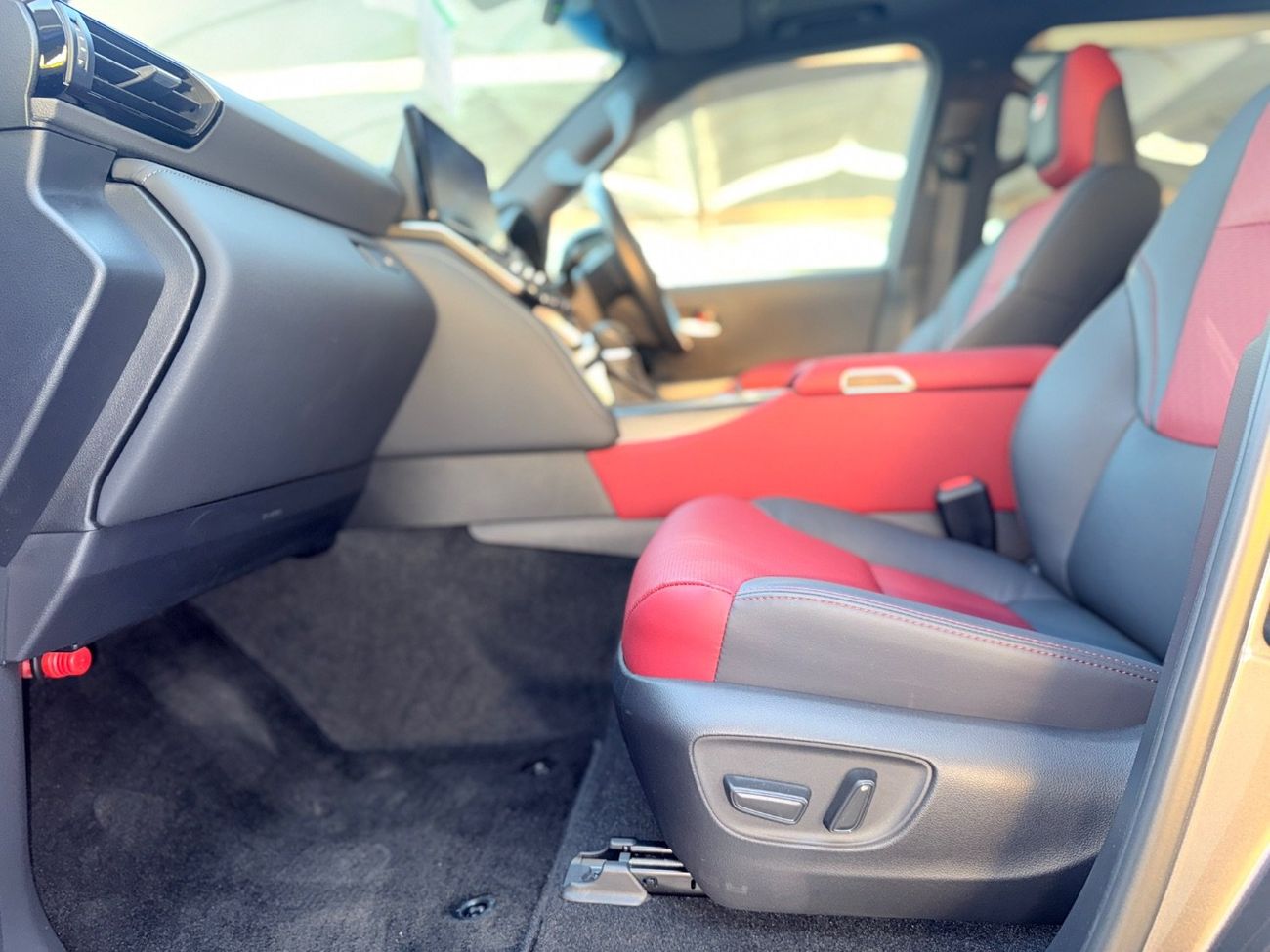 تويوتا لاند كروزر Lc300 Toyota Landcruiser 2023 RHD diesel engine