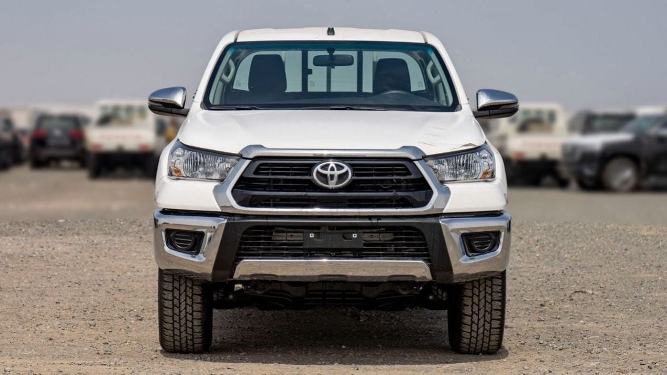 Toyota Hilux GLX DC 2.7P AT  mid option 4X4 MY2025 – WHITE