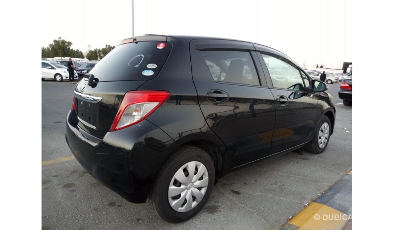 تويوتا فيتز Toyota Vitz 2011, AT, 1.0L, Good Condition, [Right-Hand Drive], Japan Imported.