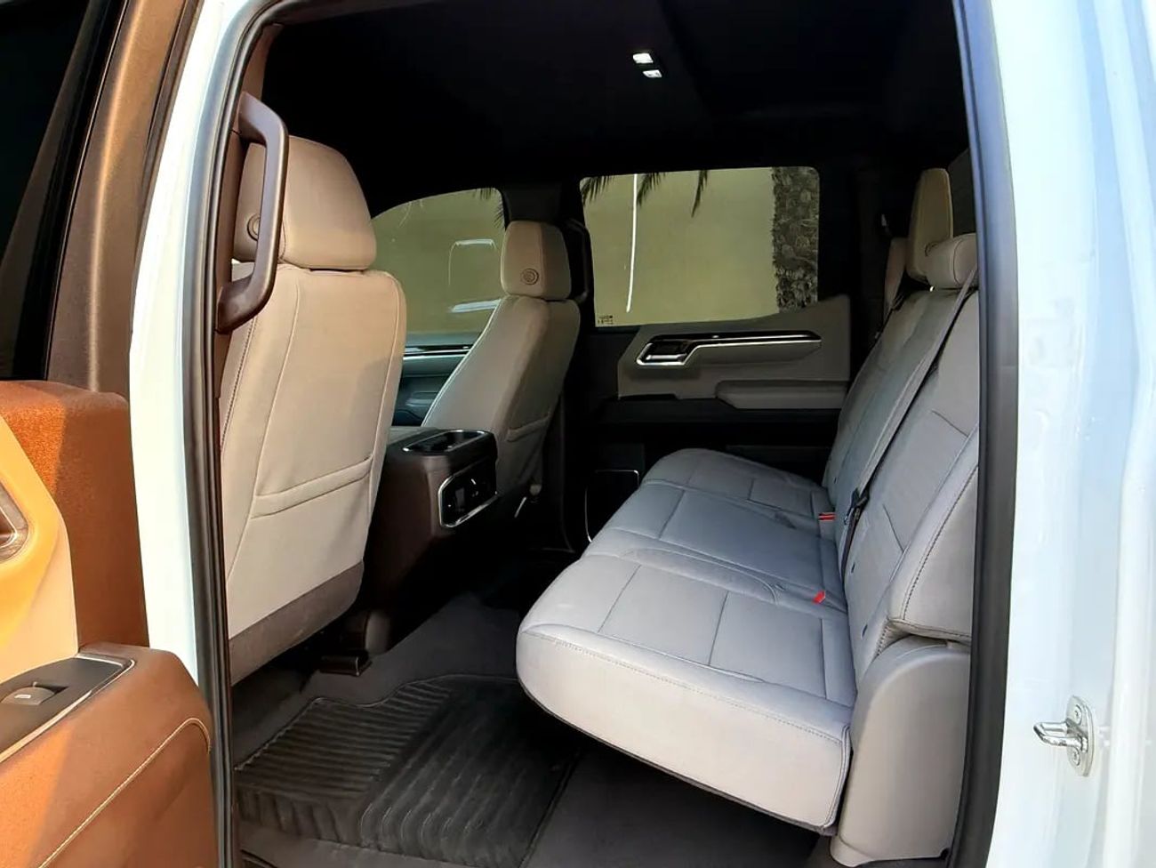 GMC Sierra 1500 REG/CAB ELEVATION Elevation 5.3L GCC Specs-Free service history with warranty