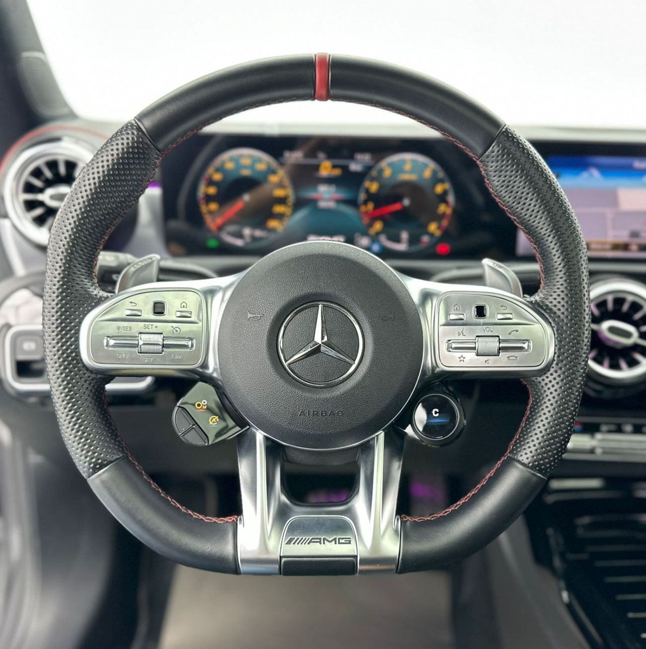 Mercedes-Benz CLA 35 AMG 2021 Mercedes-Benz CLA 35 AMG 4Matic, 1 Year Unlimited Km Warranty, Mercedes Full Service History, G