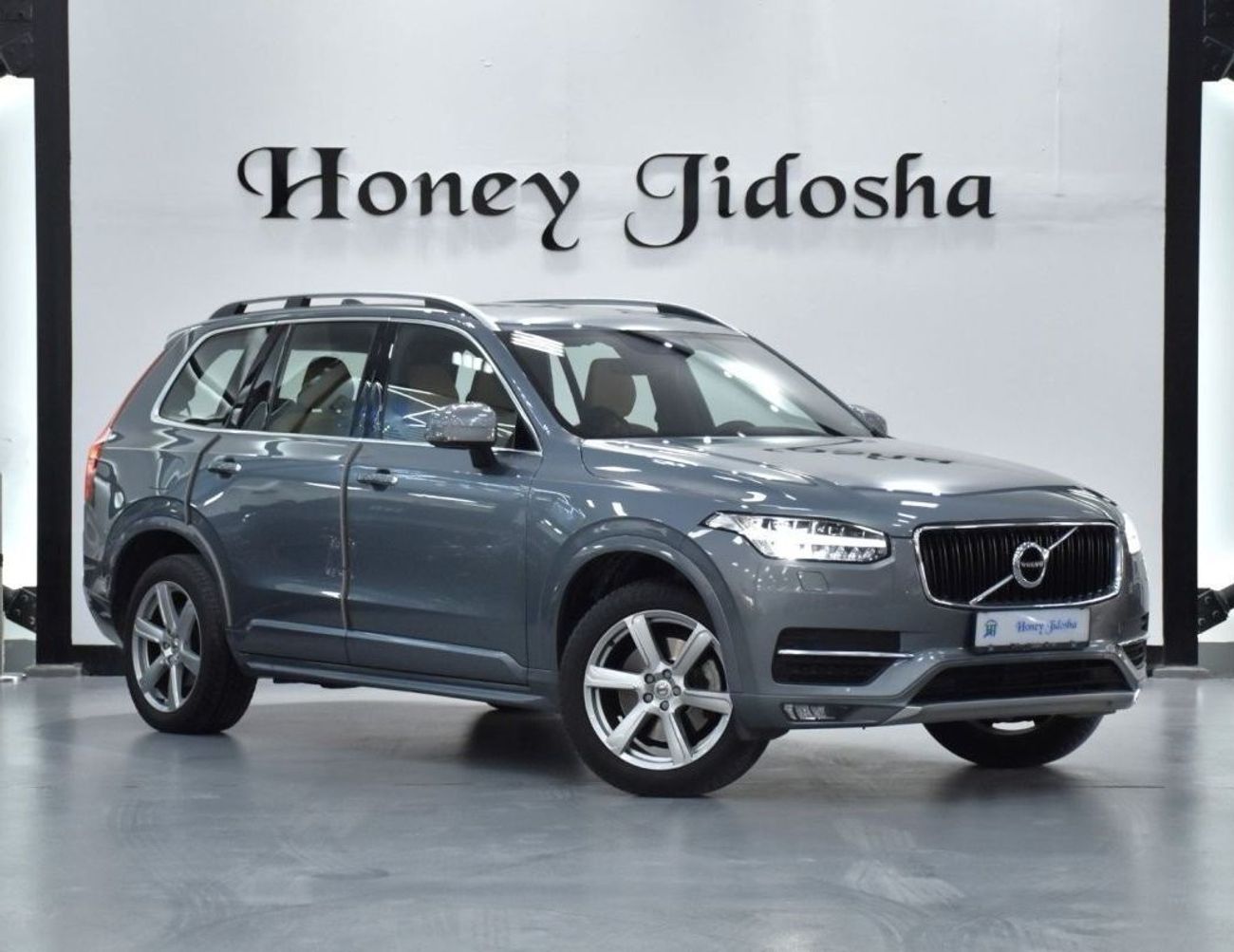 فولفو XC 90 EXCELLENT DEAL for our Volvo XC90 T5 AWD ( 2019 Model ) in Grey Color GCC Specs