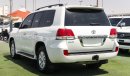 Toyota Land Cruiser GXR V8