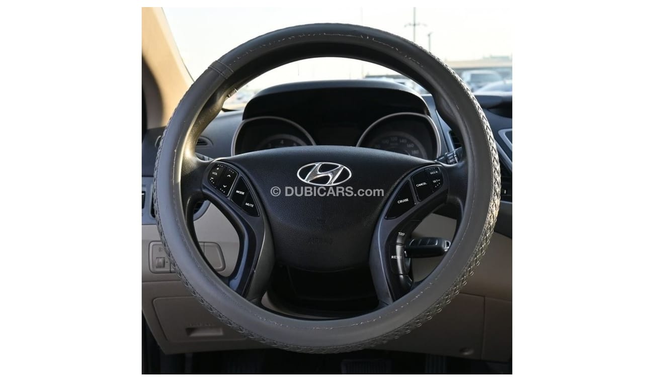 هيونداي إلانترا هيونداي النترا 2016 خليجي بحالة ممتازة بدون حوادث