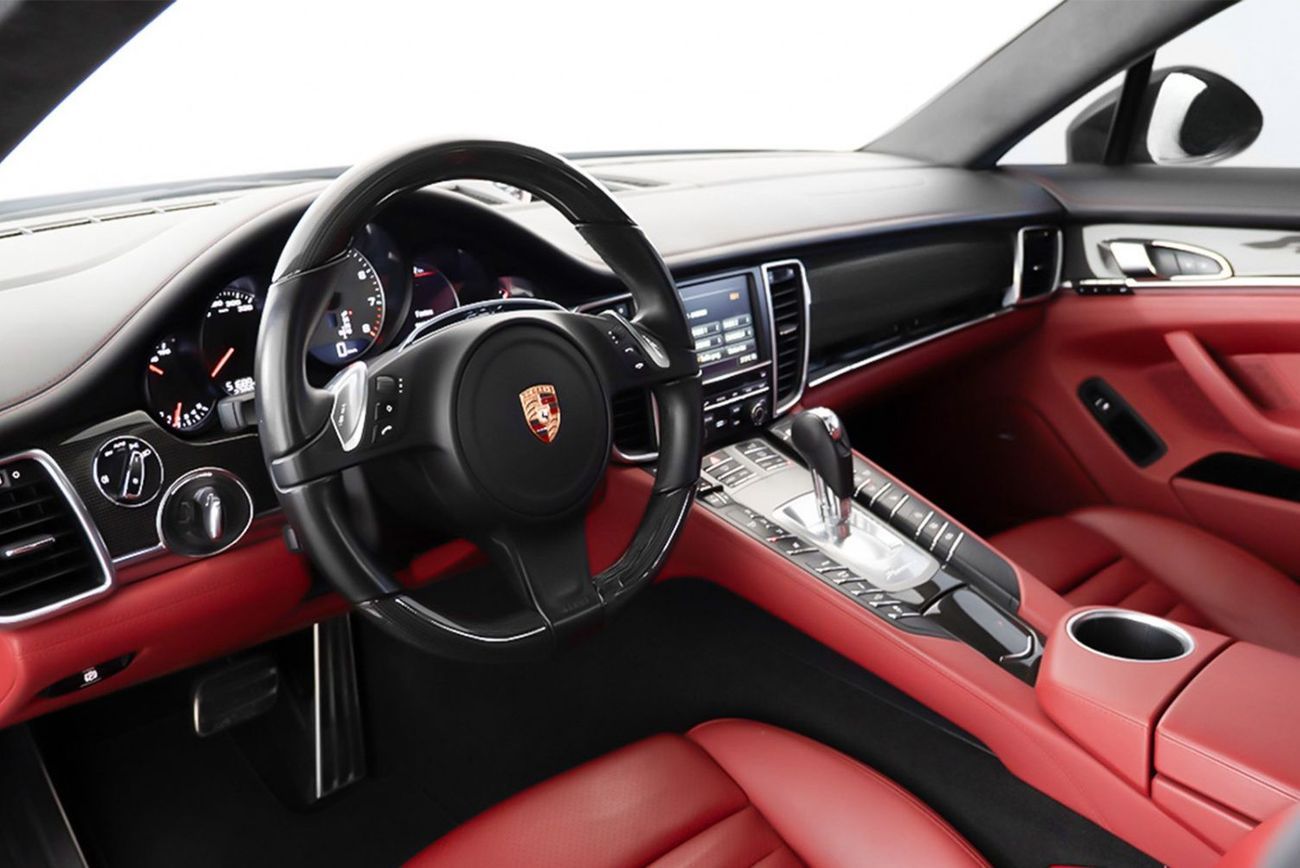 Porsche Panamera STD