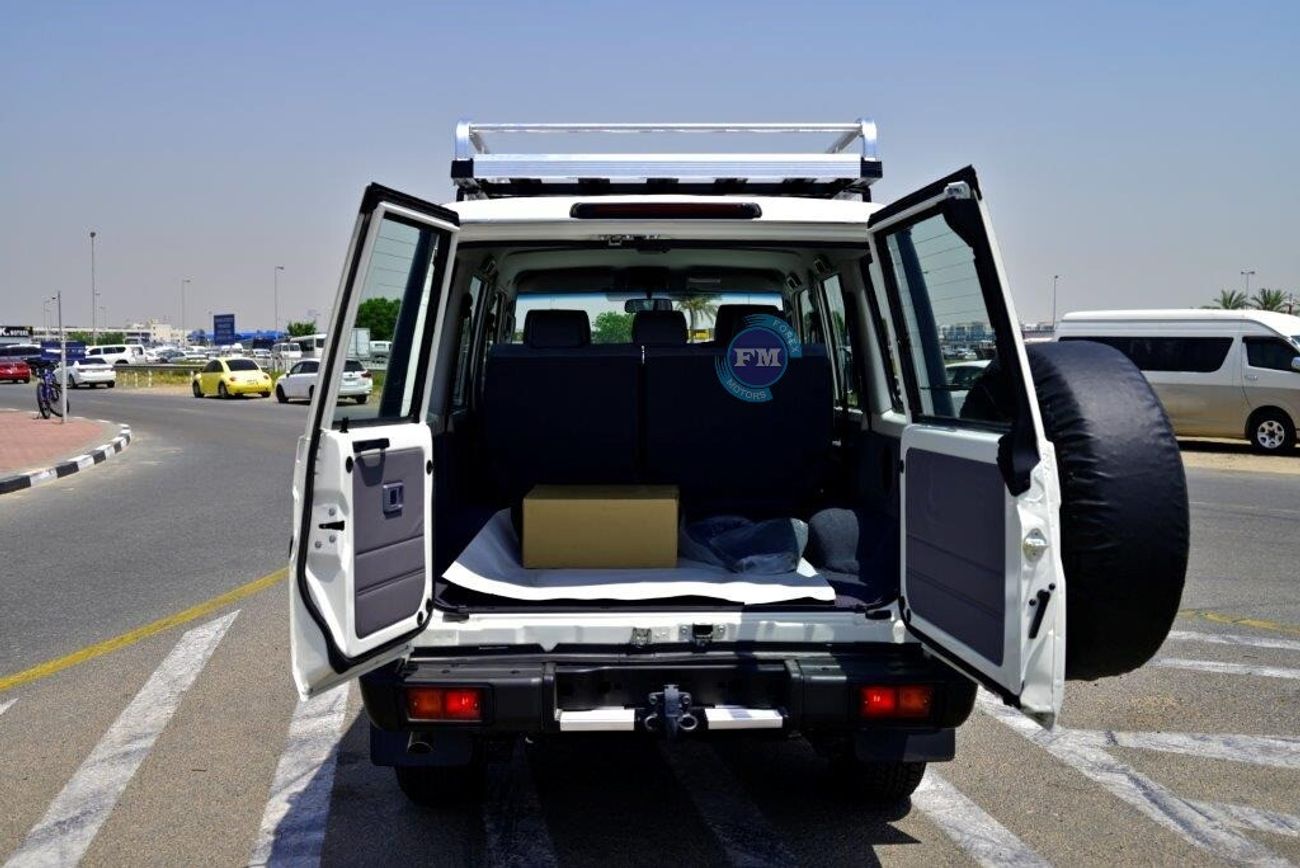 Toyota Land Cruiser 70 76  4.0L Petrol Manual Transmission