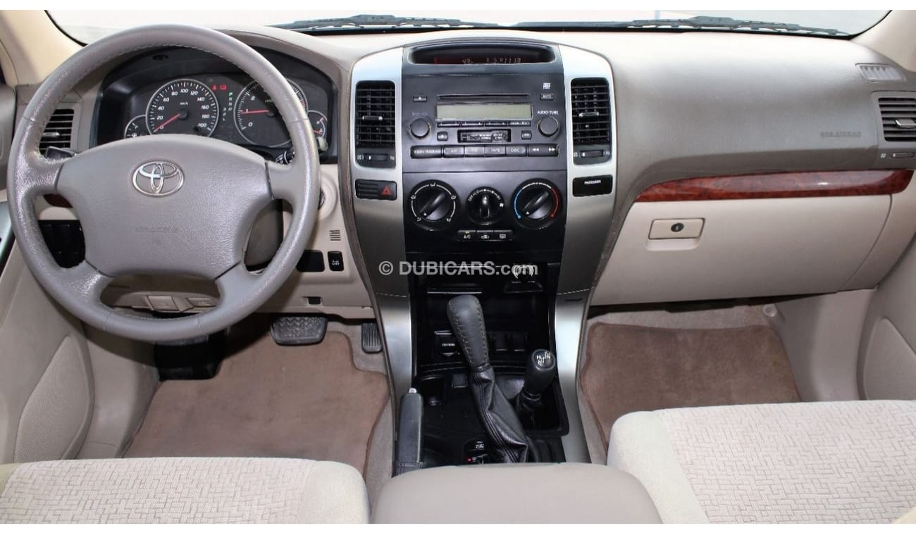 تويوتا برادو تويوتا برادو 2006 خليجي صبغ وكالة  4 سلندر بحالة ممتازة بدون حوادث نظيفه جدا من الداخل والخارج