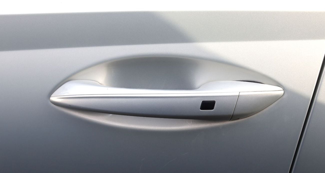 هيونداي سوناتا هيونداى سوناتا خليجى موديل 2020 -2.5L ممشىى 97000 كم  بسعر40000  بحاله ممتازه