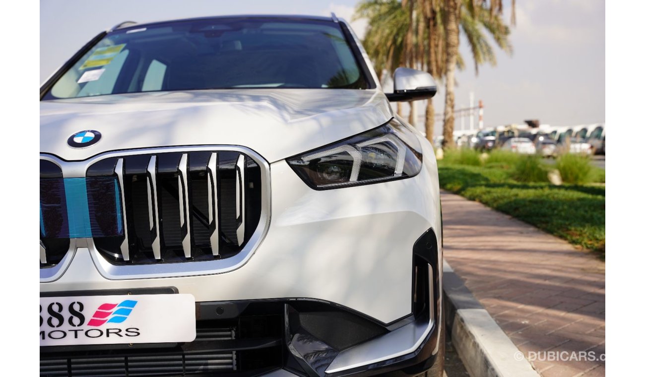 بي أم دبليو X1 2024 BMW X1 S-DRIVE 20i SUV 1.5L 0Km