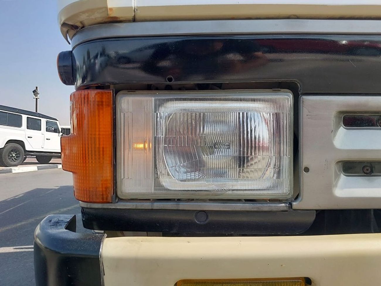 ميتسوبيشي فايتر MITSUBISHI FIGHTER MIGNON DUMPER TRUCK RHD 1990 MODEL 6.5 L DIESEL MANUAL(PM40503)